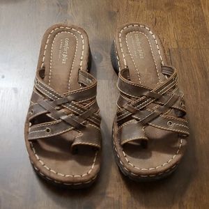 Women's sandals